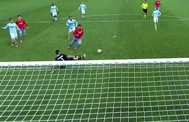 FOTO Concurs de ratări monumentale! Budescu și Caceres în prim plan