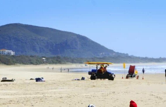 VIDEO Au adormit în timp ce făceau amor pe plajă. Acum un filmuleţ video cu ei este public!