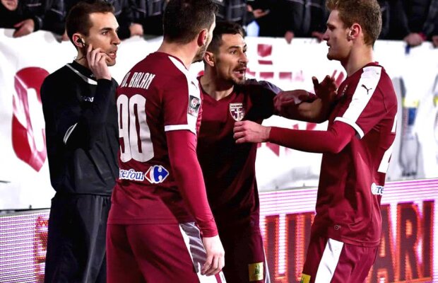 EXCLUSIV El e "sniperul" arbitrajului românesc! Tot ce nu știai despre autorul unei decizii fantastice în Voluntari-Craiova