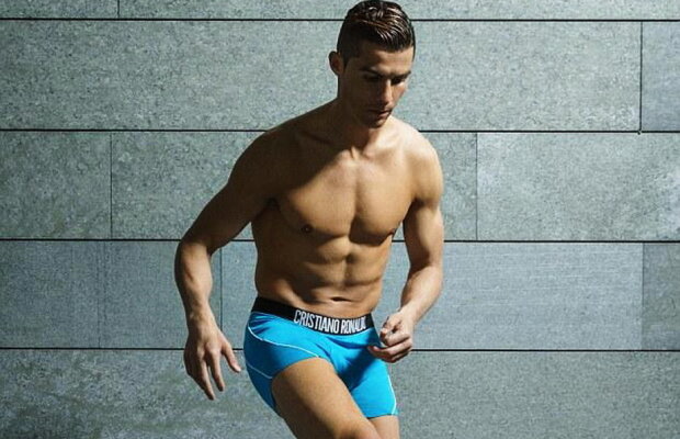 GALERIE FOTO Femeile o vor lua razna: Cristiano Ronaldo a pozat doar în boxeri!