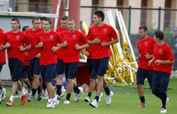 Un străin cu 74 de meciuri în tricoul roș-albastru surprinde: "Eu la Steaua asta am jucat. Steaua adevărată"