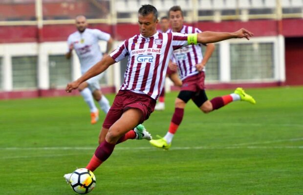 VIDEO Meseriaș și la 40 de ani! Supergolul reușit de Daniel Pancu în victoria Academiei Rapid de azi