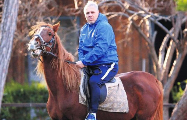 Atac dur al lui Șumudică, după ce Burleanu l-a demolat pe Lupescu: "Nu numai Generaţia de Aur există în fotbalul românesc!"