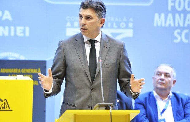 Noi înregistrări spectaculoase din ședința secretă a FRF // Episodul 17 » "Un țigan obosit i-a pus să jure pe Biblie că votează Lupescu"