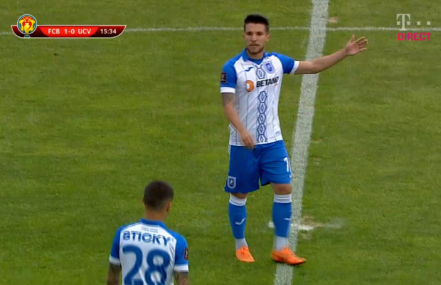 FOTO Moment incredibil după golul anulat Botoșaniului! Băluță și-a ieșit din minți și l-a desființat pe portarul Craiovei: imaginile surprinse de camerele de luat vederi