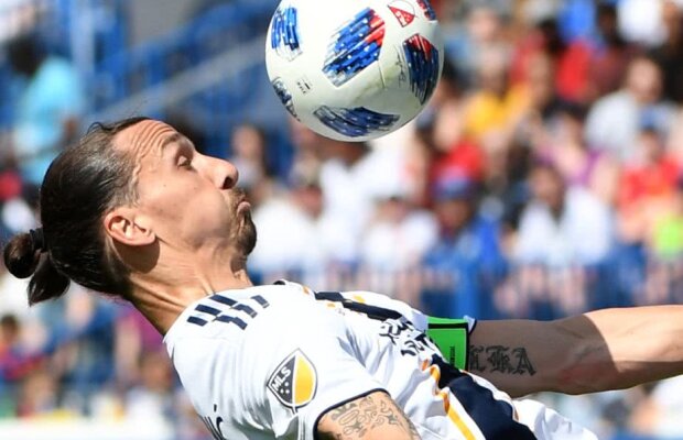 FOTO Gest incredibil făcut de Zlatan! Și-a lovit adversarul și a fost eliminat + aroganță după ce a dat testul pentru permis: "Sistemul eșuează. Zlatan, nu"