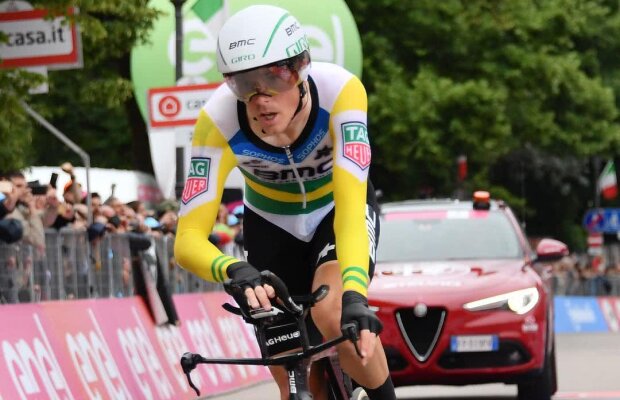 GIRO D'ITALIA. Simon Yates apără tricoul roz în contratimp + Tom Dumoulin coboară sub un minut la general, Chris Froome la un pas de podium