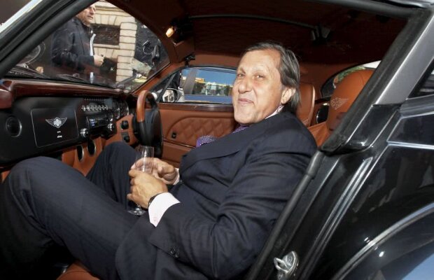 UPDATE // Ilie Năstase a comis-o din nou: 2 dosare penale în 6 ore! A fost prins băut la volan și încătușat: "N-am fost umilit așa niciodată!"