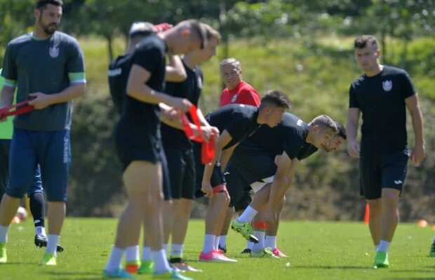 CFR Cluj are o echipă întreagă în conducere, dar Dan Petrescu a fost șef în vestiar » Comparație cu FCSB