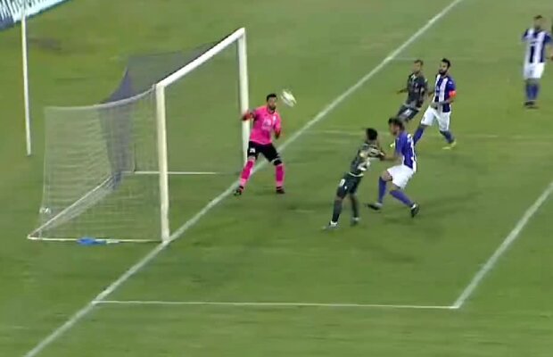 FOTO Ratarea etapei în Liga 1! Salomao n-a marcat, singur, cu toată poarta în față, din 3 metri 