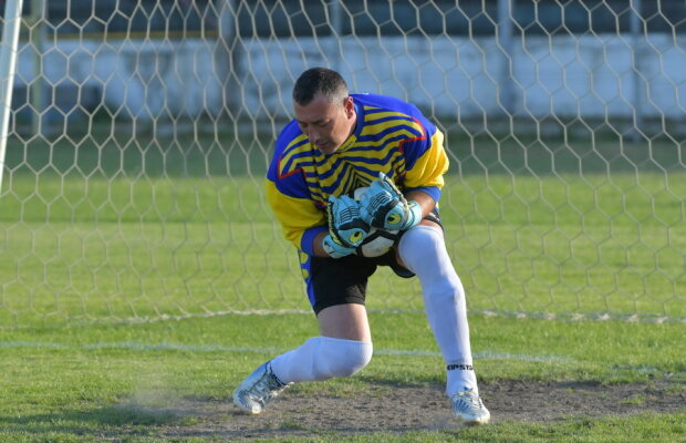 POVESTE // După mai bine de două decenii de fotbal, a decis să lase mănușile și să se dedice celeilalte mari pasiuni din viața lui: muntele