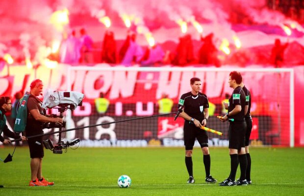 Măsuri severe luate de FIFA pentru Mondial » Arbitrii pot decide întreruperea meciurilor din cauza rasismului din tribune