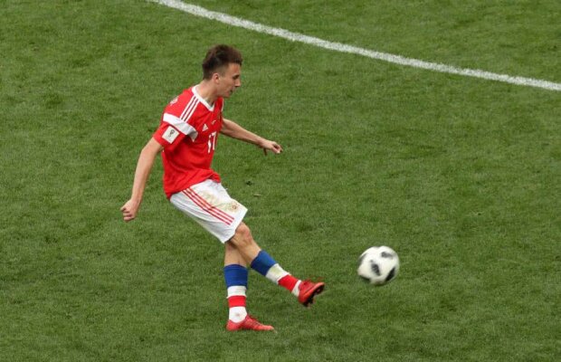 Avem deja prima țintă MONDIALĂ! Două cluburi uriașe din Europa se bat pentru eroul primului meci de la CM 2018