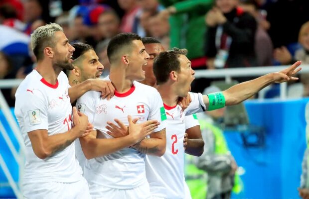 VIDEO+FOTO UPDATE Vulturul cu două capete » Xhaka și Shaqiri au sărbătorit într-un mod deosebit reușitele cu Serbia și pot fi amendați 