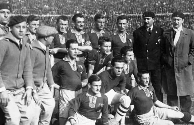 FOTO Descoperire fabuloasă în Brazilia! Panini cu fotbaliști români interbelici: cum arată jucătorii care ne-au reprezentat la Mondialele din din '30, '34 și '38