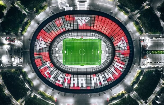 GALERIE FOTO » Wow, ce transformare! Se schimbă mingea oficială pentru etapele eliminatorii ale Cupei Mondiale din Rusia