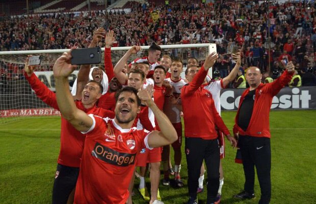 OFICIAL Și-a terminat contractul cu Dinamo și a semnat cu altă echipă din Liga 1! A fost prezentat oficial