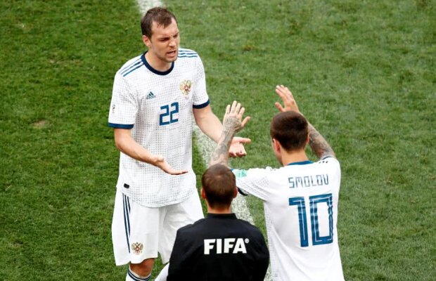 FOTO Imaginea care a încins internetul după Spania - Rusia! Semnele de pe brațul unui rus au pornit o controversă uriașă 