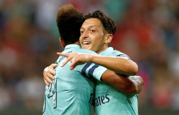 VIDEO + FOTO Arsenal a demolat PSG într-un meci amical » Unai Emery s-a răzbunat pe fosta echipă + Mesut Ozil, căpitan la "tunari"
