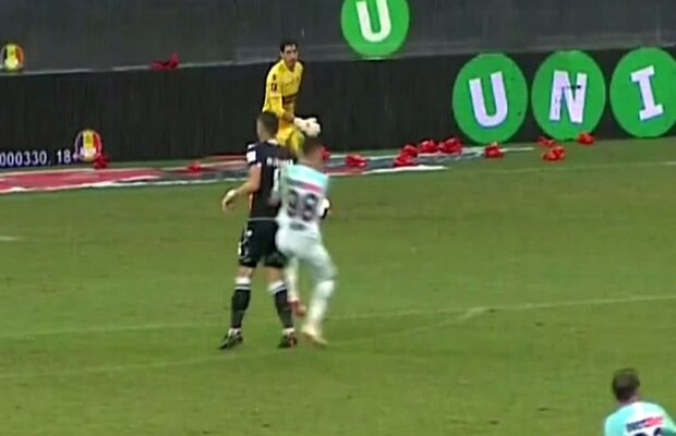 FCSB - DINAMO // FOTO Au cedat nervii în Derby! Jucătorii s-au luat la bătaie după o intrare dură asupra lui Man