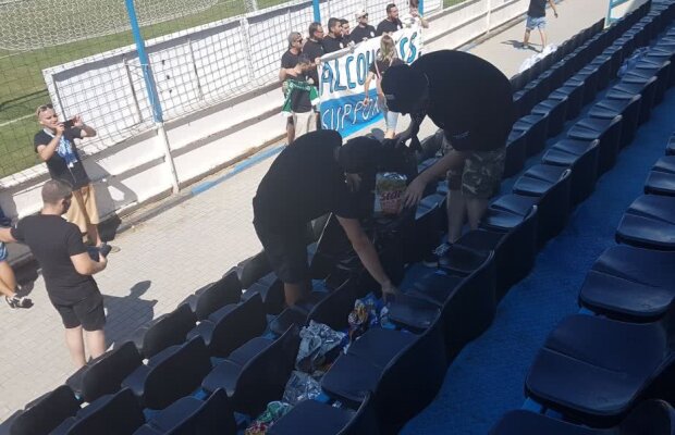 GALERIE FOTO Au luat exemplu de la japonezi » Gestul fantastic al fanilor lui SSC Farul, la finalul meciului jucat pe stadionul lui Gică Hagi