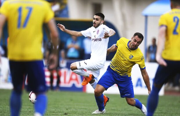 Marele câștig al lui CFR Cluj e dinamovist » Toată lumea vorbește la superlativ despre el: "Are şapte clase peste Ioniţă, care are fiţe de te doare capul"