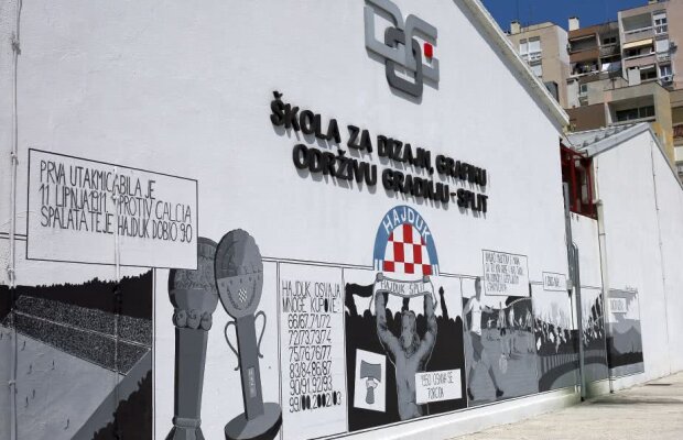 CORESPONDENȚĂ DIN CROAȚIA // Steliști, faceți cunoștință cu Torcida! De la cocoși sacrificați pe teren la prăpăd la Marseille