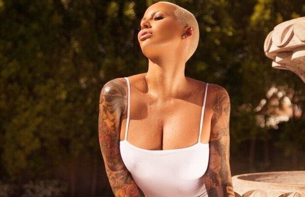 FOTO Amber Rose, în fotografia care îi lasă muți pe bărbați