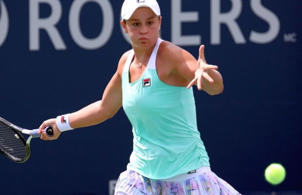 SIMONA HALEP - ASHLEIGH BARTY // Reacție neașteptată a Simonei înainte de semifinala de la Montreal: "Nu vreau să zic la ce m-am gândit! Nu e un cuvânt foarte urât, dar nu-l spun"
