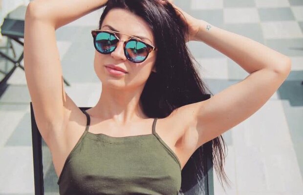 FOTO Bianca e noua senzație a muzicii românești! A crescut într-un club de striptease din Reșița și americanii i-au zis ”Ioana D'Arc”