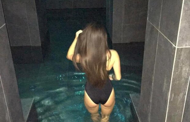 GALERIE FOTO » Încă o iubită a unui dinamovist rupe topurile » Fotografiile îndrăznețe postate pe rețelele de socializare