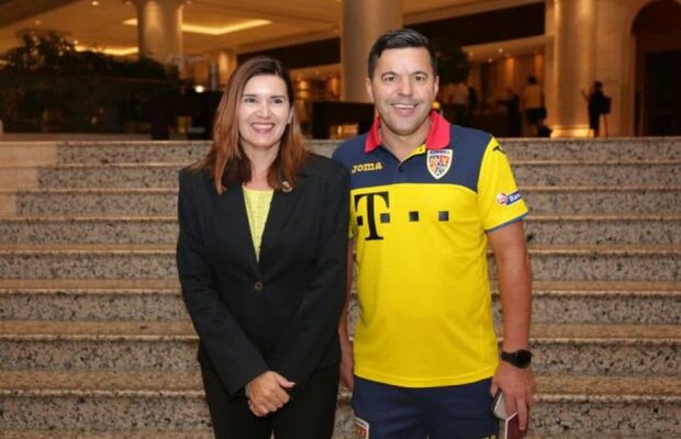 SERBIA - ROMÂNIA // GALERIE FOTO Surpriză la Belgrad » Apariție neașteptată la hotelul unde sunt cazați "tricolorii"