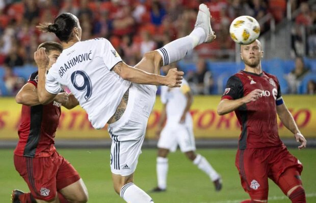 VIDEO Doar Zlatan putea face asta! Ibrahimovic a marcat golul 500 al carierei printr-o execuție genială