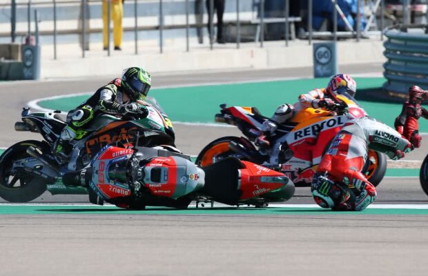 VIDEO + FOTO Acuze și amenințări la MotoGP » Jorge Lorenzo: "Marquez mi-a distrus piciorul și m-a scos din joc pentru etapa următoare! Aștept să-mi ceară scuze, altfel mă simt obligat să reacționez și eu"