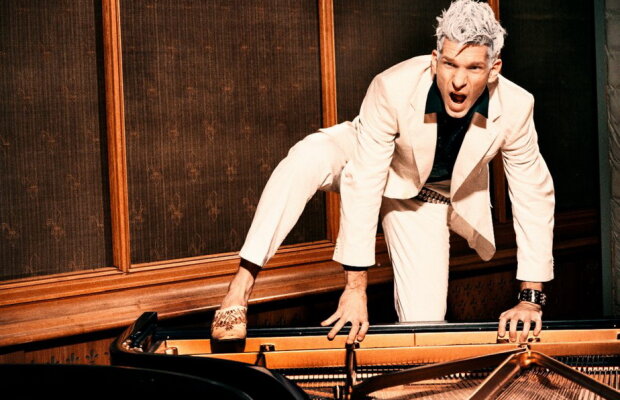 Cine poate cânta la pian și juca ping-pong în același timp? Cine este cel mai bun pianist?