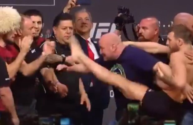 VIDEO Conor McGregor s-a dat din nou în spectacol! A sărit să-și bată adversarul la cântarul oficial