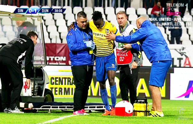 DINAMO - DUNĂREA CĂLĂRAȘI // FOTO Mediop Ndiaye a scăpat singur spre poarta lui Dinamo și a fost doborât » Verdictul lui Crăciunescu: "A fost fault cu siguranță!"
