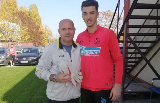 Vă mai aduceți aminte de portarul cu o singură mână care a jucat contra Rapidului? Gestul superb făcut de Andrei Vlad pentru el