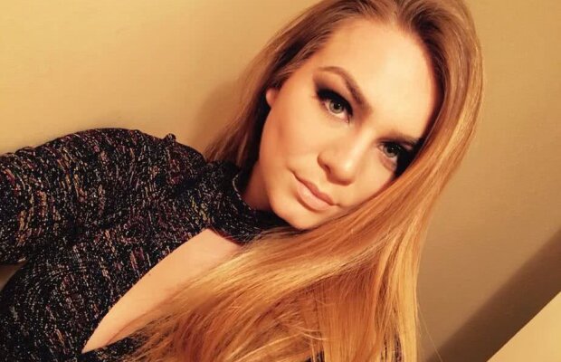 GALERIE FOTO O româncă de 23 de ani visează să ajungă arbitru FIFA pe listele Franței!