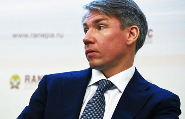 IAA spune că l-a selectat pe avocatul discriminării, Aleksei Sorokin, ”pe baza competenței profesionale” și a ”relevanței pentru tema conferinței”! Mai mulți sponsori cer explicații organizatorilor!