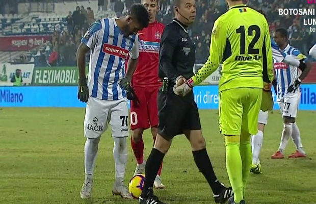 Cum a vrut un jucător de la Iași să-l intimideze pe Florin Tănase la penalty: "Făcea o groapă"