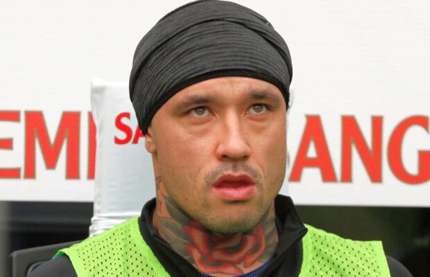 Cel mai controversat fotbalist sfidează pe toată lumea: "Pot să fumez și să beau, care e problema?" + recunoaște că sora lui e lesbiană