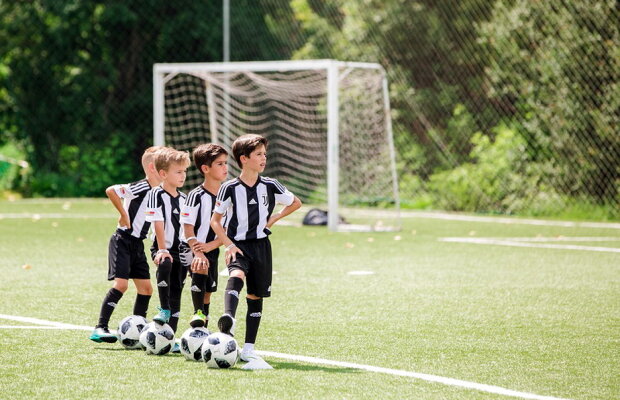 Nu e glumă! Juventus își face academie de fotbal la București »  Complexul va fi inaugurat în 2019