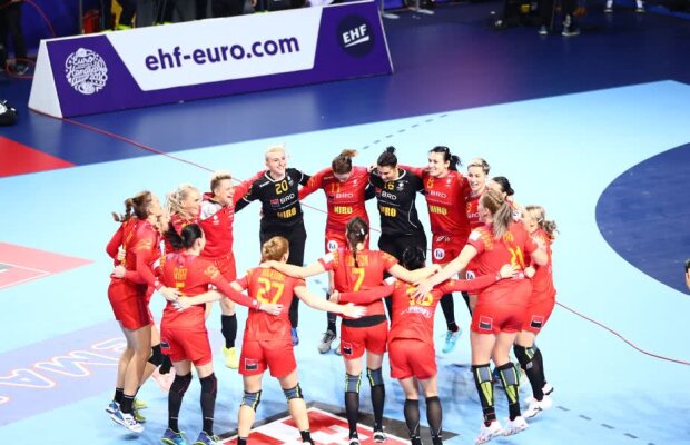 ROMÂNIA - CEHIA 31-28 // VIDEO + FOTO Debut magnific pentru Neagu și compania » Buceschi și Pintea, fabuloase, iar România e liderul grupei