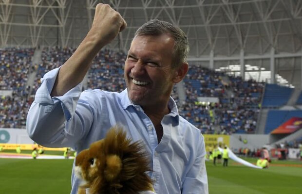 PRELIMINARII EURO 2020 // Jucătorul pe care se bazează Craioveanu în duelul cu ”giganții” nordici: ”Îi prinde piticul meu atomic și le rupe șira spinării”