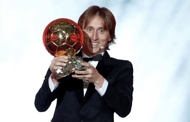 BALONUL DE AUR // UPDATE VIDEO+FOTO Modrici d'or » Luka Modrici e noul Balon de Aur! Ronaldo pe 2, Messi pe 5: clasamentul complet