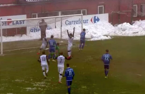 Fotbaliștii din Liga 1 se revoltă: "Oamenii să se gândească și la noi"