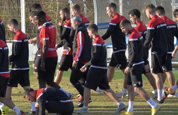 EXCLUSIV Rednic a tăiat în carne vie » Două episoade scandaloase din vestiar