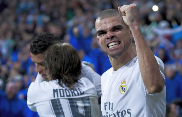 Cine profită? Presa din Spania a dezvăluit cele 5 oferte pe care le are fostul "galactic" Pepe, liber de contract după "divorțul" de Beșiktaș