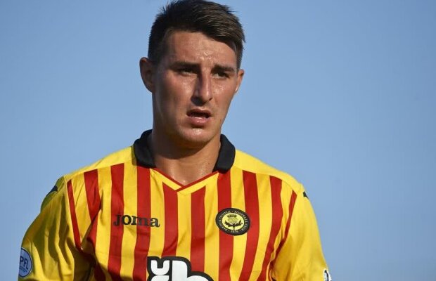 Se face! Fundașul dorit de Rednic a ajuns în România și urmează să semneze cu Dinamo 